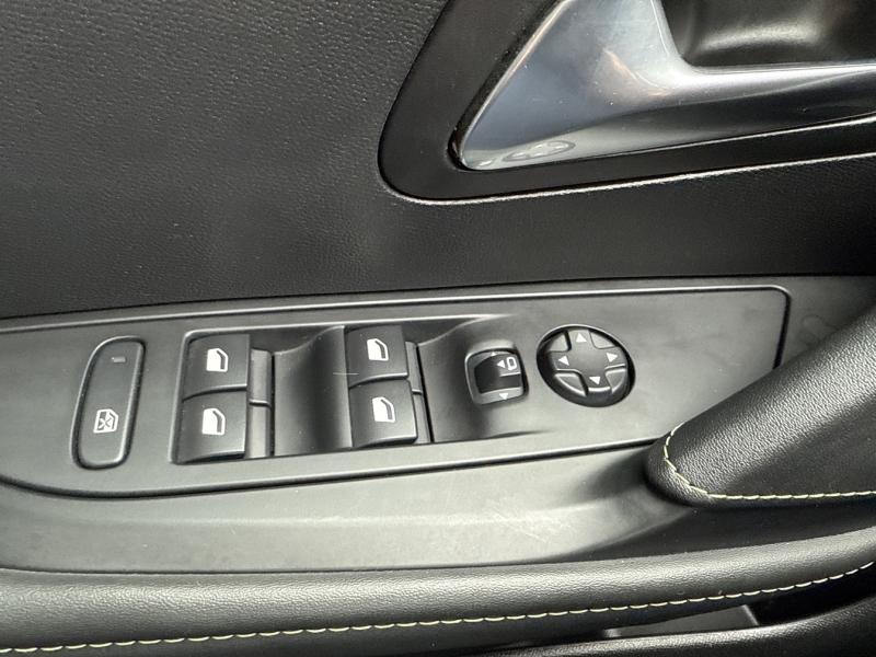 Image PEUGEOT 208 e-208 136ch GT Pack