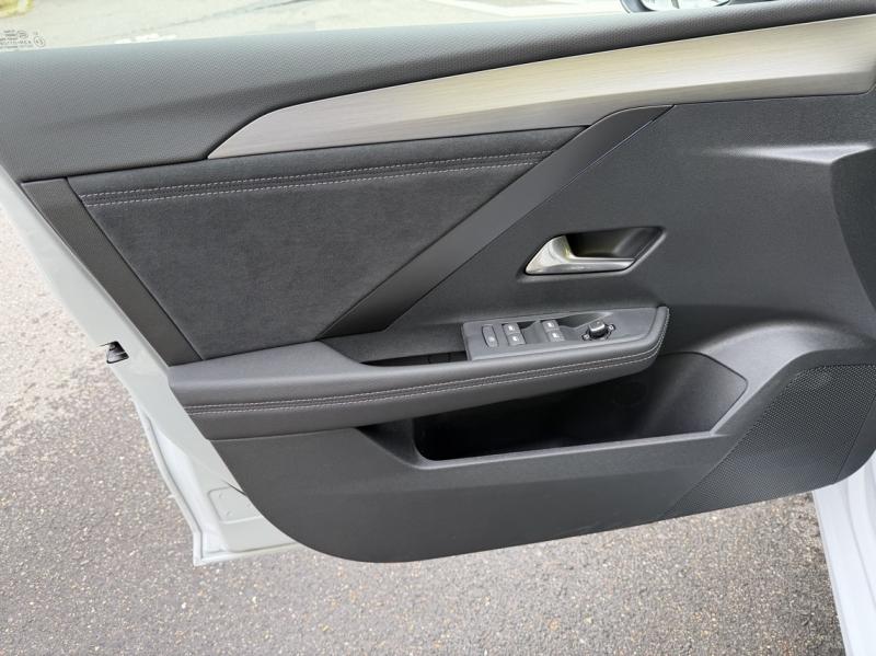 Image OPEL Astra 1.2 Turbo Hybrid 145ch Ultimate e-DCT 6