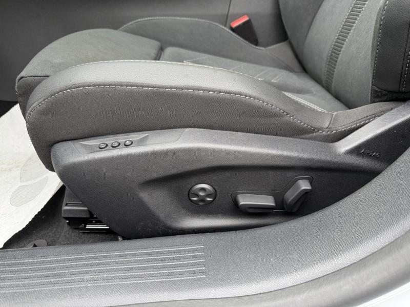 Image OPEL Astra 1.2 Turbo Hybrid 145ch Ultimate e-DCT 6