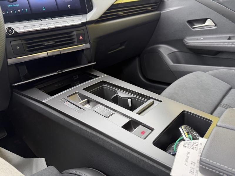 Image OPEL Astra 1.2 Turbo Hybrid 145ch Ultimate e-DCT 6