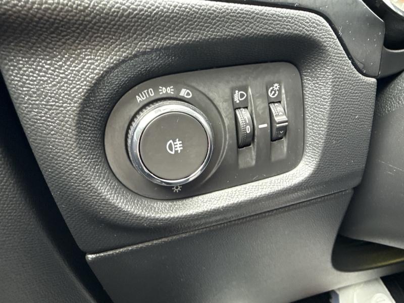 Image OPEL Corsa 1.2 75ch Elegance Business