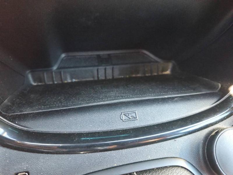 Image FORD Puma 1.0 Flexifuel 125ch S&S mHEV ST-Line X Vivid Ruby Edition