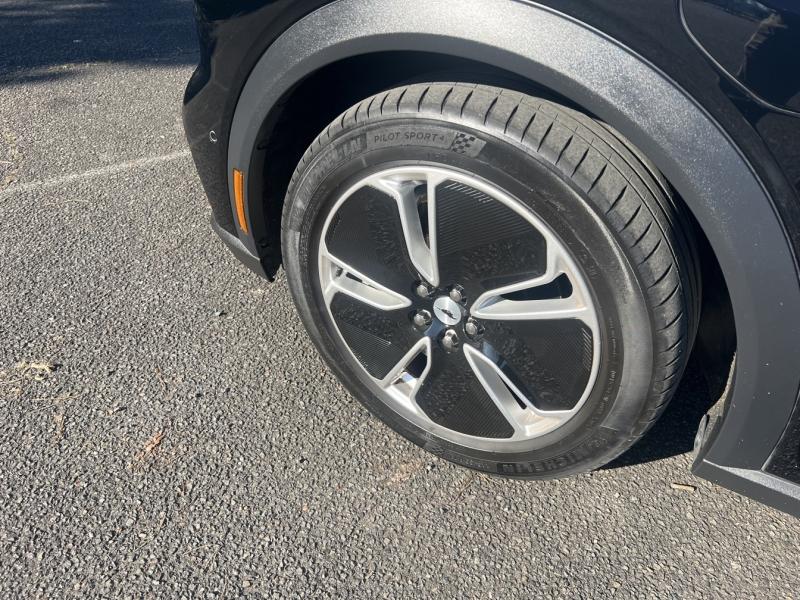 Image FORD Mustang Mach-E 269ch Standard Range 72,6kWh Mach-E Propulsion