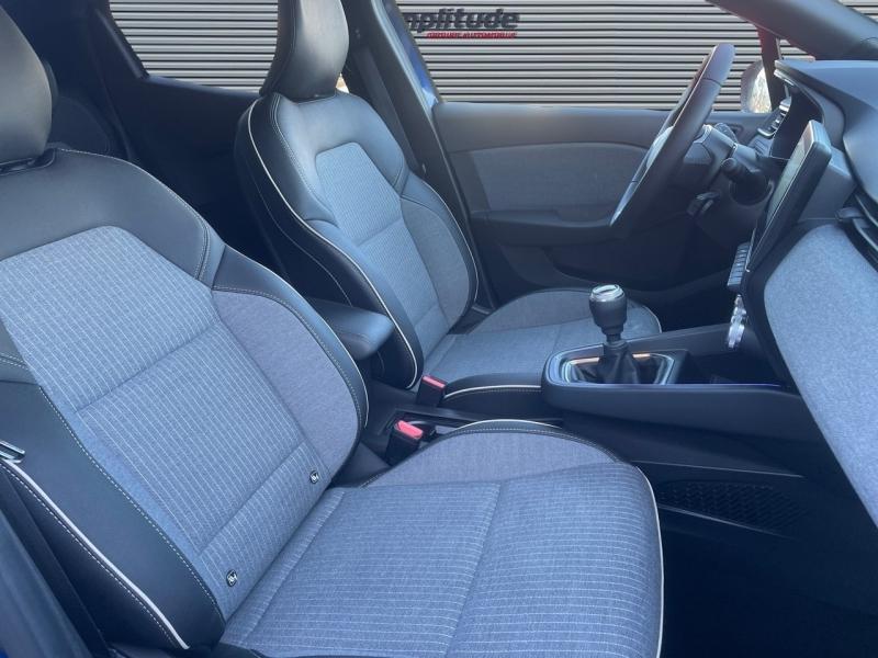 Image RENAULT Clio 1.0 TCe 90ch Techno - 25