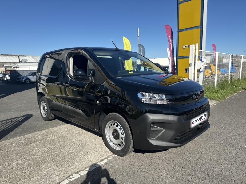 Image OPEL Combo Cargo M Diesel 130ch automatique Pack Premium Connect