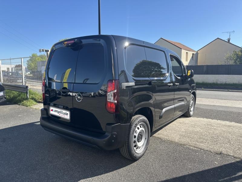 Image OPEL Combo Cargo M Diesel 130ch automatique Pack Premium Connect