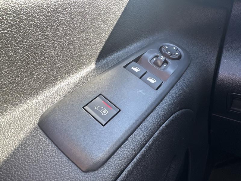 Image OPEL Combo Cargo M Diesel 130ch automatique Pack Premium Connect