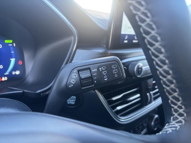 Image FORD Kuga 2.5 Duratec 190ch FHEV E85 Vignale BVA