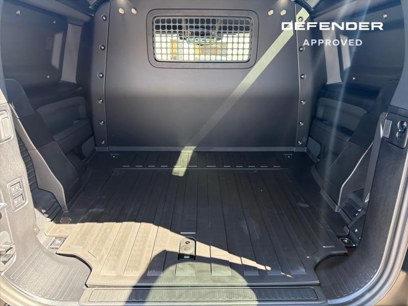Image LAND-ROVER Defender 90 3.0 D250 Hard Top X-Dynamic SE
