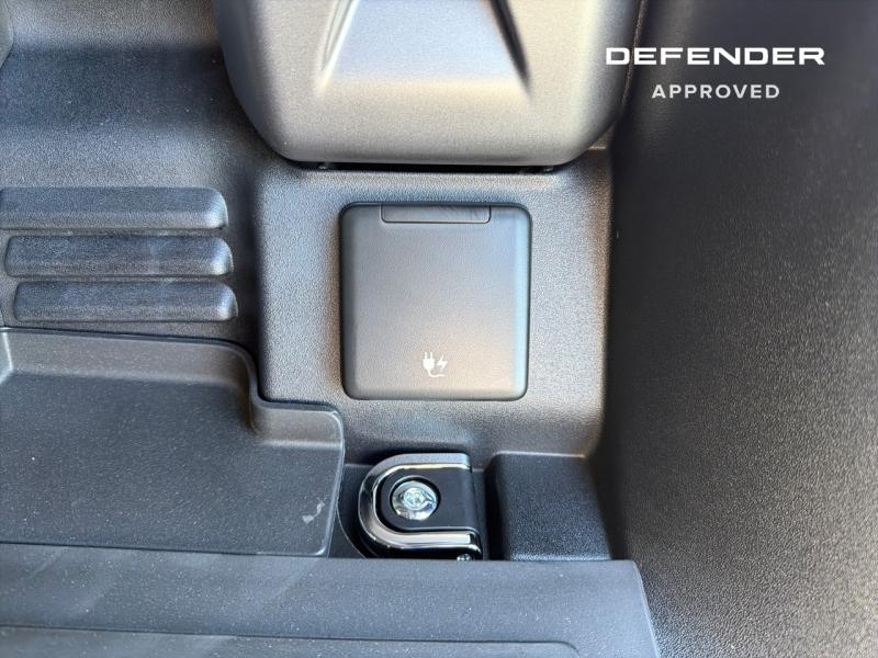 Image LAND-ROVER Defender 90 3.0 D250 Hard Top X-Dynamic SE