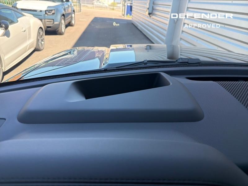 Image LAND-ROVER Defender 90 3.0 D250 Hard Top X-Dynamic SE