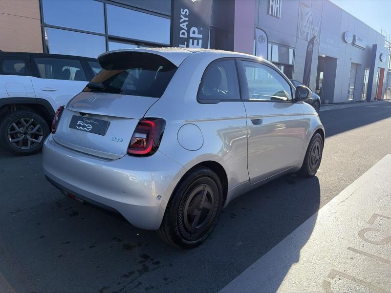 Image FIAT 500 e 118ch Giorgio Armani Collectors Edition MY25 Step 2