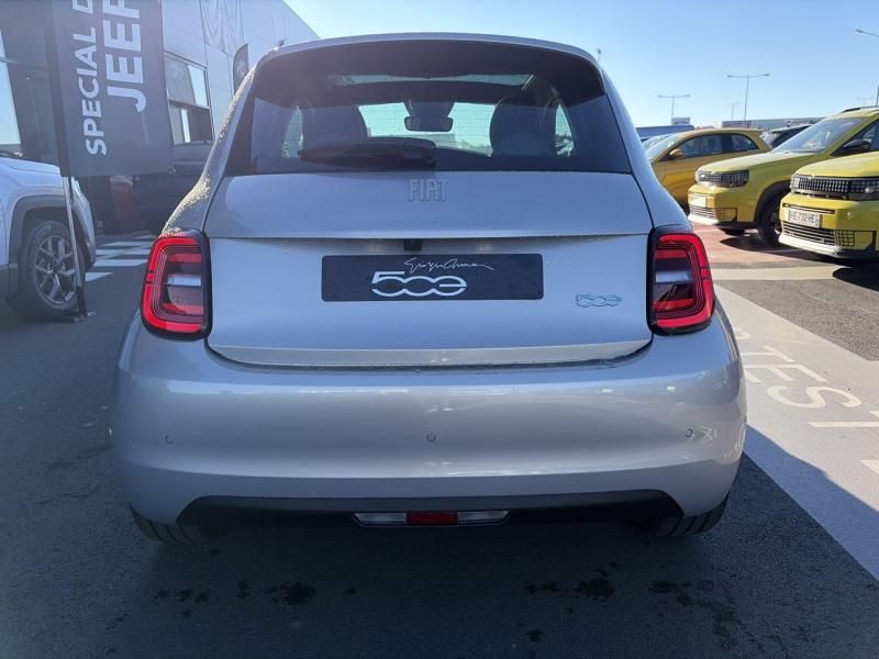 Image FIAT 500 e 118ch Giorgio Armani Collectors Edition MY25 Step 2