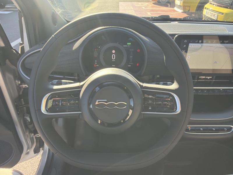 Image FIAT 500 e 118ch Giorgio Armani Collectors Edition MY25 Step 2