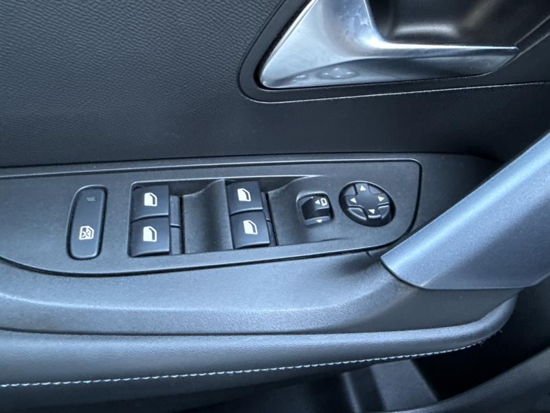Image PEUGEOT 2008 1.2 PureTech 130ch S&S Allure EAT8