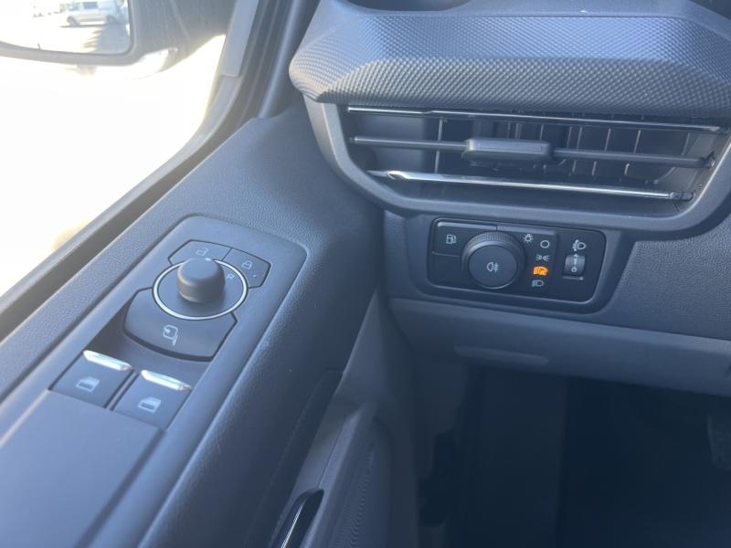 Image FORD Transit Custom Fg 320 L2H1 2.5 Duratec 232ch Hybride rechargeable Limited CVT