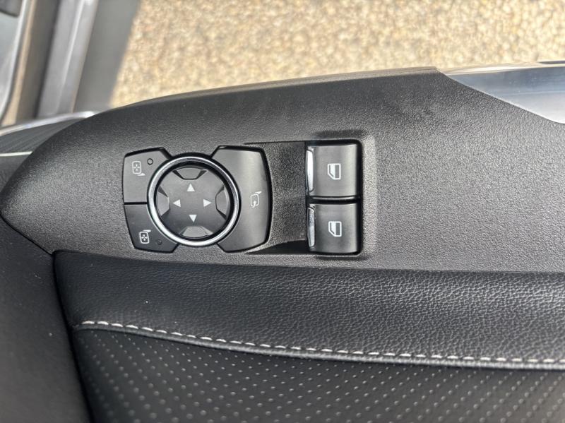 Image FORD Mustang Fastback 5.0 V8 421ch GT