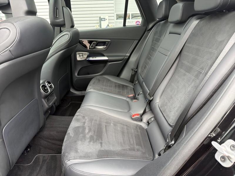 Image MERCEDES-BENZ GLC 300 d 245ch AMG Line 4Matic 9G-Tronic
