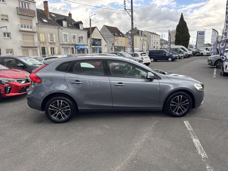 Image VOLVO V40 D2 120ch Itëk Edition