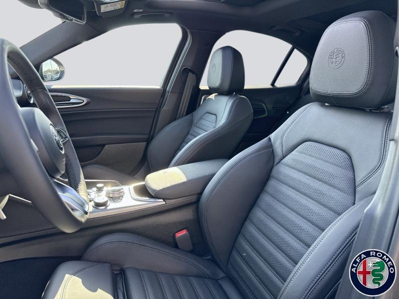 Image ALFA ROMEO Giulia 2.2 Diesel 160ch Veloce AT8