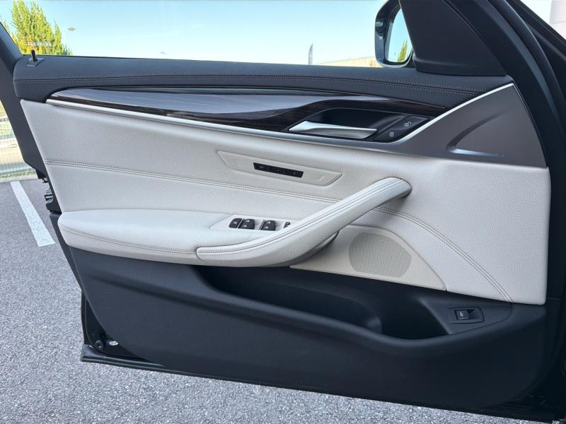 Image BMW Série 5 520dA 190ch Luxury Steptronic