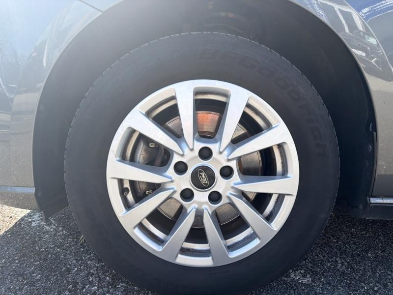 Image FORD Tourneo Connect 2.0 EcoBlue 102ch Titanium 7 PLACES