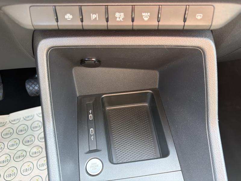 Image FORD Tourneo Connect 2.0 EcoBlue 102ch Titanium 7 PLACES