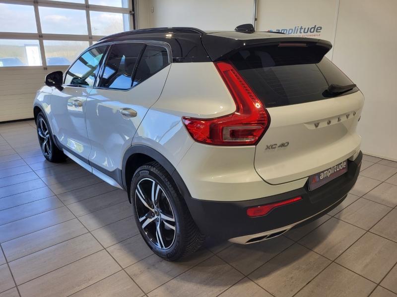 Image VOLVO XC40 D4 AdBlue AWD 190ch Business Geartronic 8