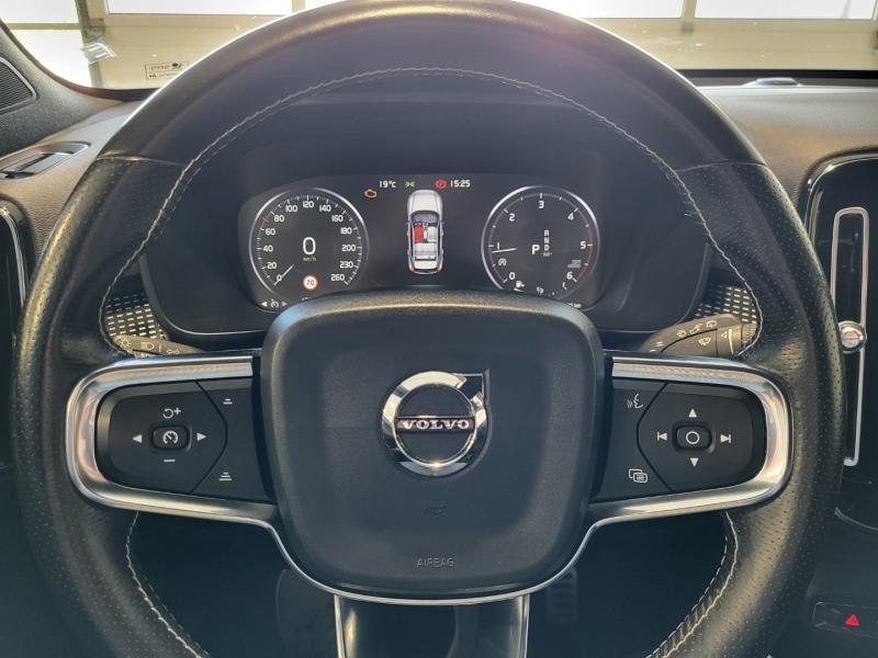 Image VOLVO XC40 D4 AdBlue AWD 190ch Business Geartronic 8