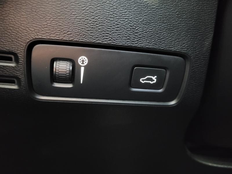 Image VOLVO XC40 D4 AdBlue AWD 190ch Business Geartronic 8