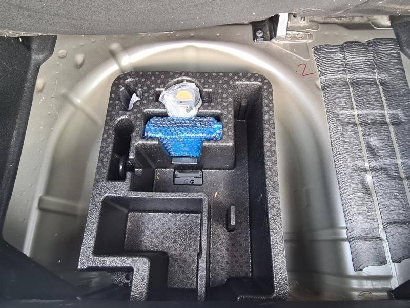 Image FORD Fiesta 1.0 EcoBoost 100ch Stop&Start Trend 5p Euro6.2