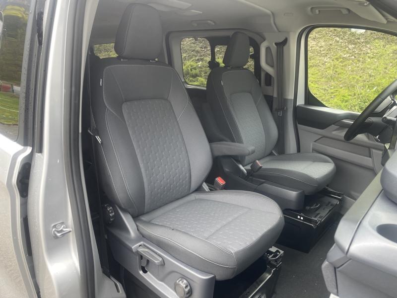 Image FORD Tourneo Custom 340 L2H1 2.5 Duratec 232ch Hybride rechargeable Titanium CVT