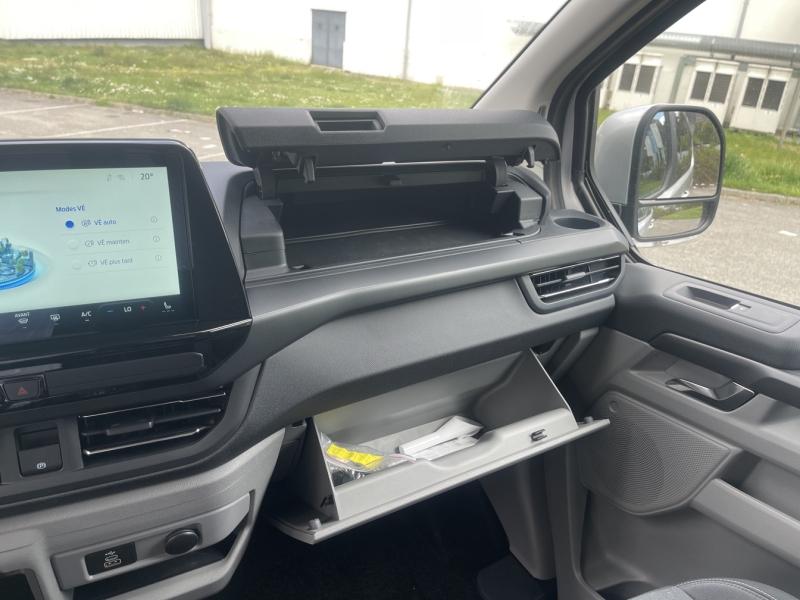 Image FORD Tourneo Custom 340 L2H1 2.5 Duratec 232ch Hybride rechargeable Titanium CVT