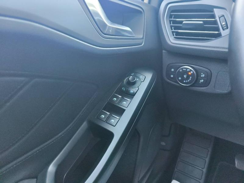 Image FORD Focus 1.0 Flexifuel mHEV 125ch Titanium Style