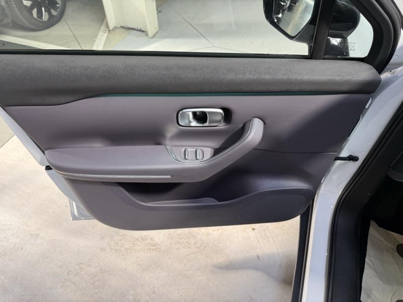 Image LEAPMOTOR C10 REEV 215ch 28,4 kWh Design MY25