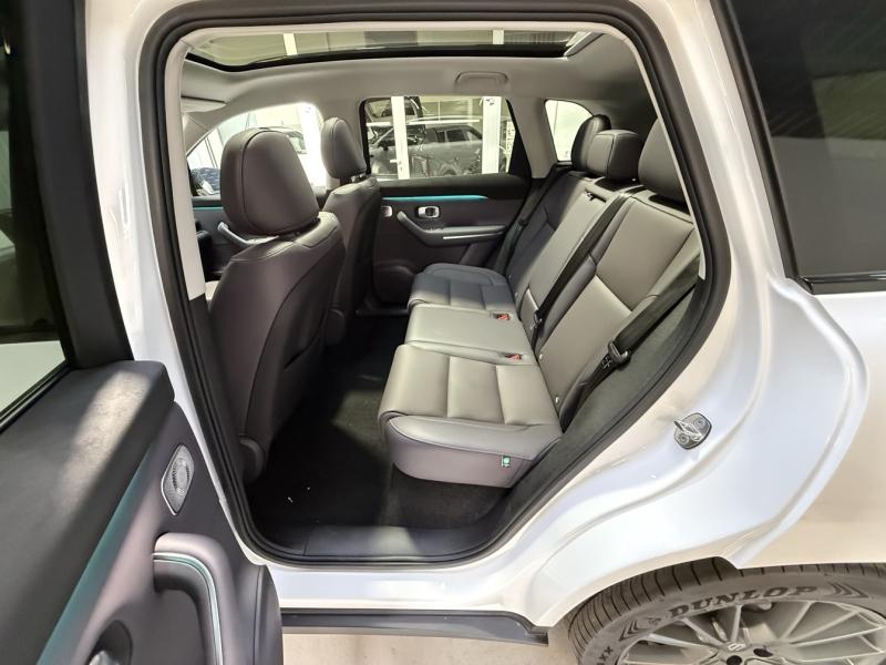 Image LEAPMOTOR C10 REEV 215ch 28,4 kWh Design MY25