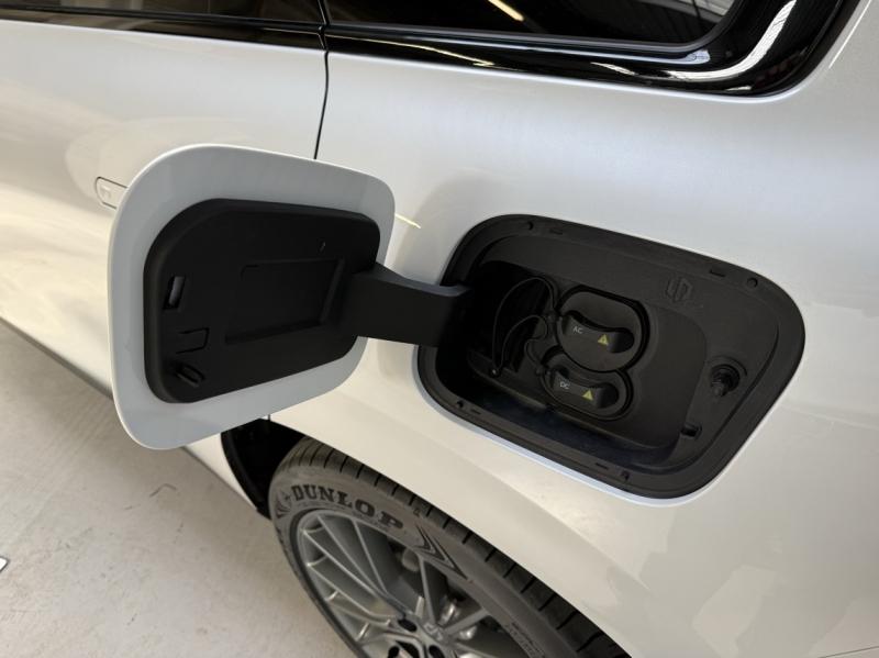 Image LEAPMOTOR C10 REEV 215ch 28,4 kWh Design MY25