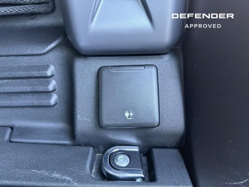 Image LAND-ROVER Defender 110 3.0 P400 First Edition