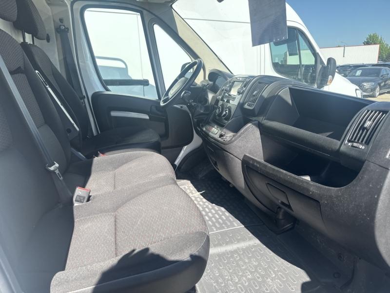 Image PEUGEOT Boxer Fg 330 L1H1 2.2 BlueHDi S&S 140 ch Premium