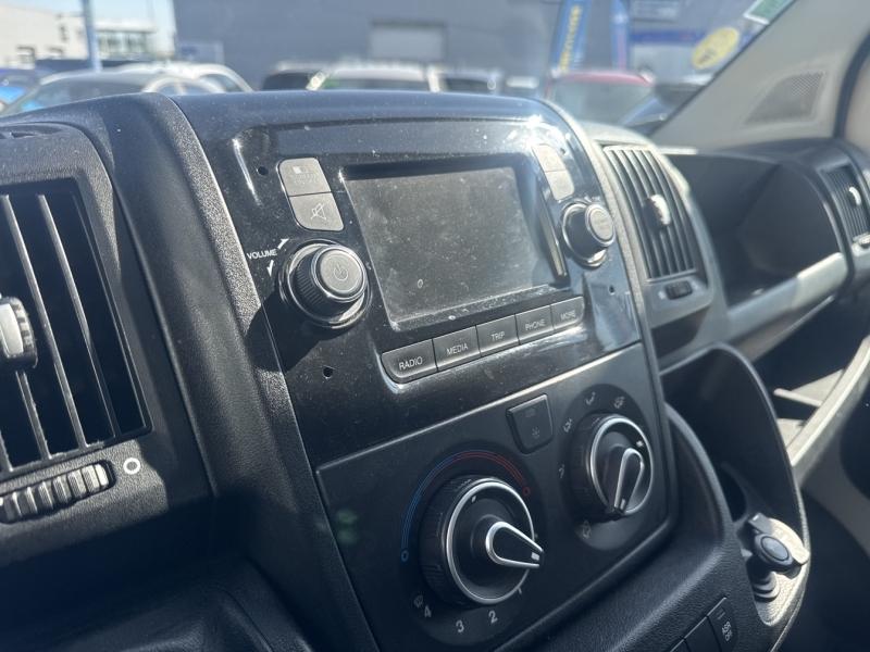 Image PEUGEOT Boxer Fg 330 L1H1 2.2 BlueHDi S&S 140 ch Premium