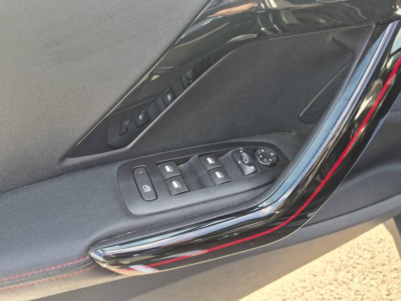 Image PEUGEOT 2008 1.6 BlueHDi 100ch GT Line