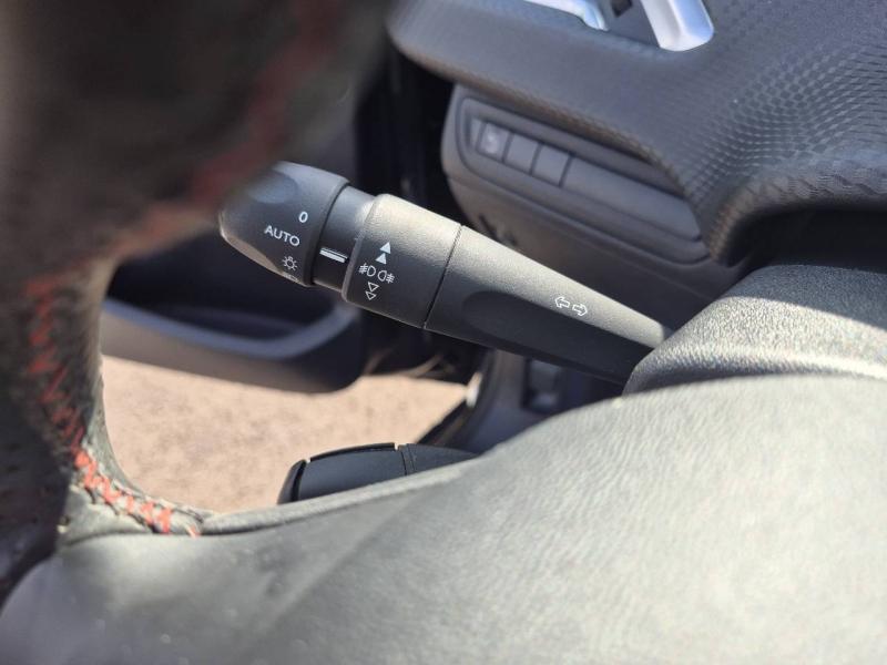 Image PEUGEOT 2008 1.6 BlueHDi 100ch GT Line