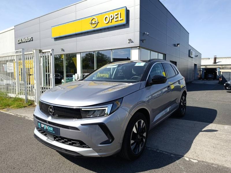 Photo OPEL Grandland 1.6 Turbo 225ch Hybride Elegance Business