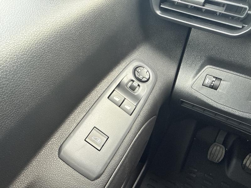 Image OPEL Combo Cargo M charge utile majorée Diesel 100ch Pack Premium Connect