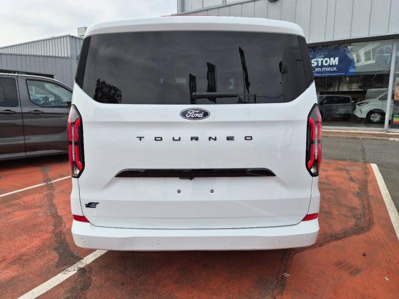 Image FORD Tourneo Custom 340 L1H1 Electrique 218ch 71kWh Titanium