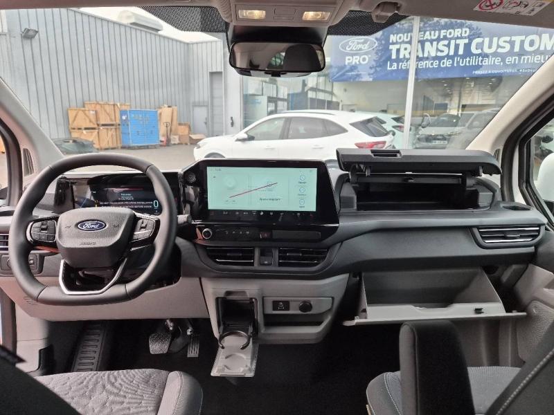 Image FORD Tourneo Custom 340 L1H1 Electrique 218ch 71kWh Titanium