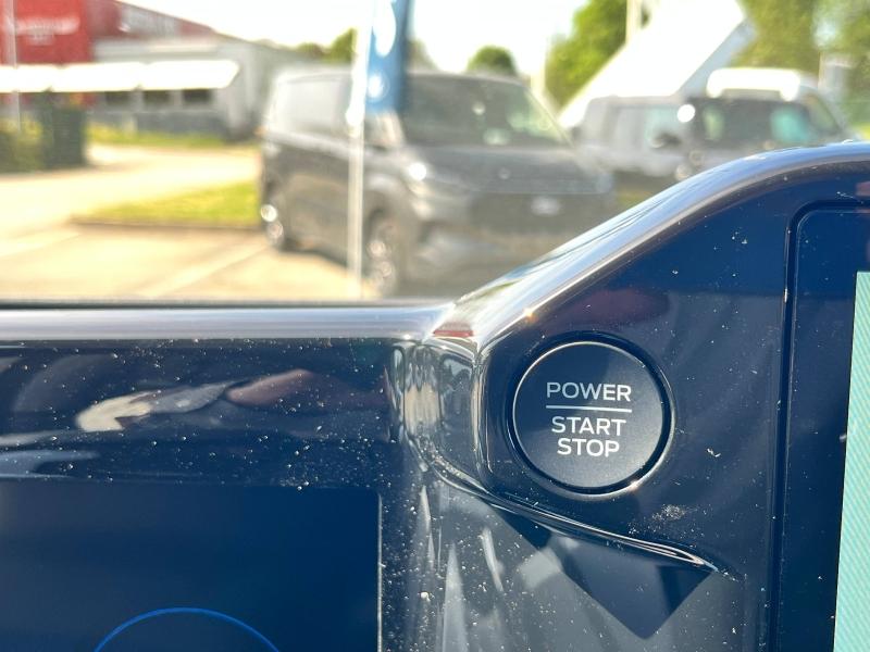 Image FORD Transit Custom Fg 320 L1H1 2.0 EcoBlue 170ch Cabine Approfondie Limited BVA8