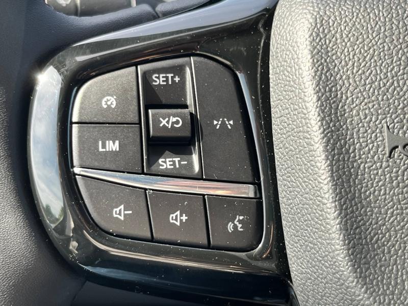 Image FORD Transit Custom Fg 320 L1H1 2.0 EcoBlue 170ch Cabine Approfondie Limited BVA8