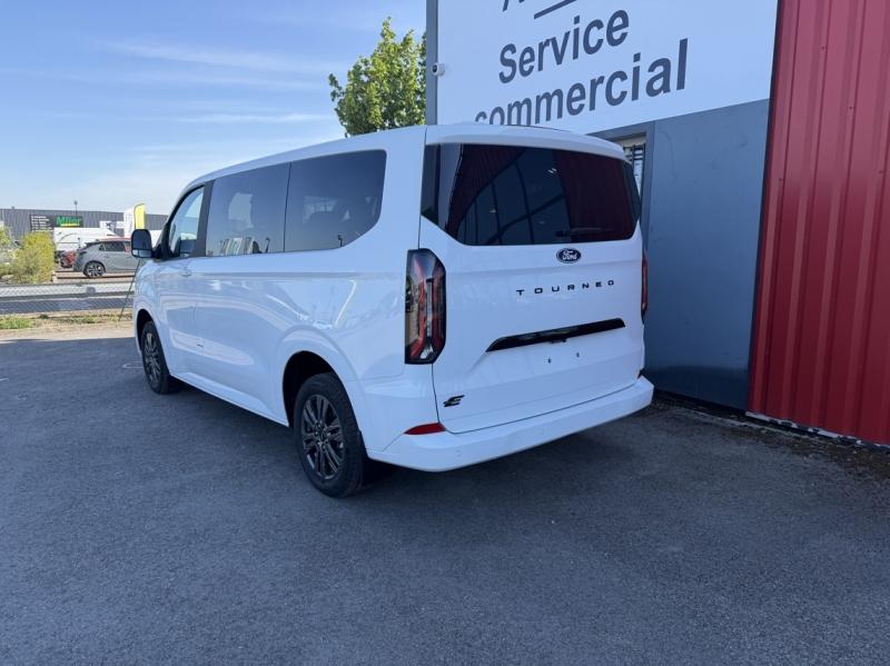 Image FORD Tourneo Custom 340 L1H1 Electrique 218ch 64kWh Titanium