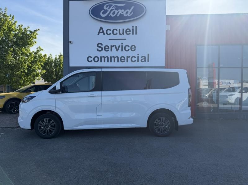 Image FORD Tourneo Custom 340 L1H1 Electrique 218ch 64kWh Titanium